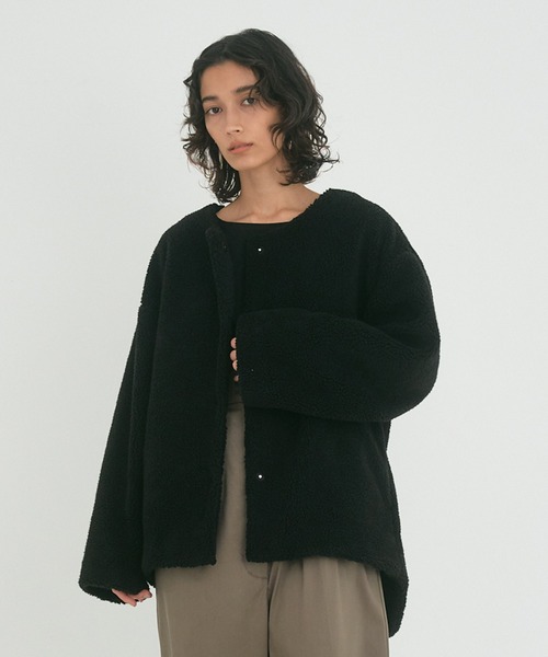 OUTERSUNSET（アウターサンセット）の「round hem boa jacket（ブルゾン・レディース・ベージュ/ブラック・FREE）」の9枚目の写真