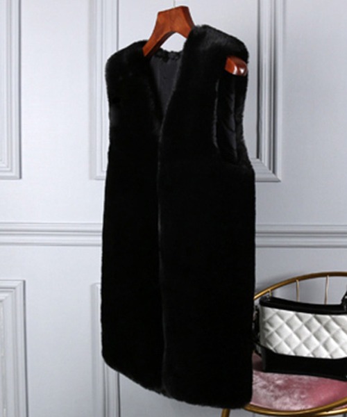 DAY CLOSET（デイ クローゼット）の「レディース ボタンレスフェイクファージレベスト（ベスト・レディース・ブラック/ホワイト/アイボリー/ダークグレー・ONE SIZE）」の13枚目の写真