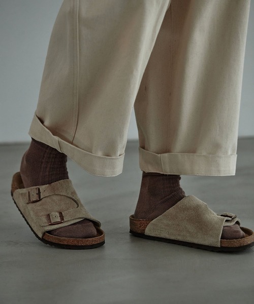 KATHARINE HAMNETT LONDON （キャサリンハムネットロンドン）の「KATHARINE HAMNETT LONDON/キャサリンハムネットロンドン ＜WEB限定＞ FRONT RIB CREW SOCKS（ソックス/靴下・メンズ・ブラウン/ベージュ/チャコールグレー・FREE）」の3枚目の写真