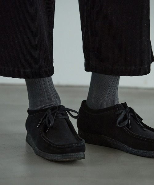 KATHARINE HAMNETT LONDON （キャサリンハムネットロンドン）の「KATHARINE HAMNETT LONDON/キャサリンハムネットロンドン ＜WEB限定＞ FRONT RIB CREW SOCKS（ソックス/靴下・メンズ・ブラウン/ベージュ/チャコールグレー・FREE）」の2枚目の写真