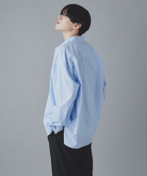 EDEL（エーデル）の「EDEL - ドロップショルダーリラックスストライプシャツ（シャツ/ブラウス・メンズ・ホワイト/グリーン/ブルー・MEDIUM/LARGE）」の9枚目の写真