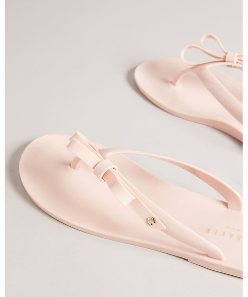 Ted Baker(テッドベーカー)の「JASSEY リボン フリップフロップ(ビーチサンダル)(サンダル・レディース・ピンク系その他5・38/36/37)」の5枚目の写真