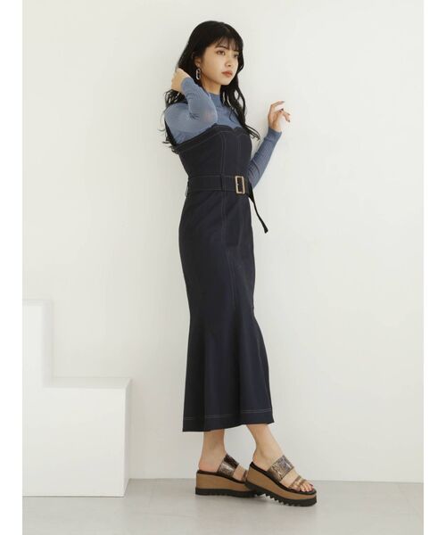 MURUA（ムルーア）の「アシメスリットマーメイドジャンパースカート（ジャンパースカート・レディース・アイボリー/ネイビー・2/1）」の10枚目の写真