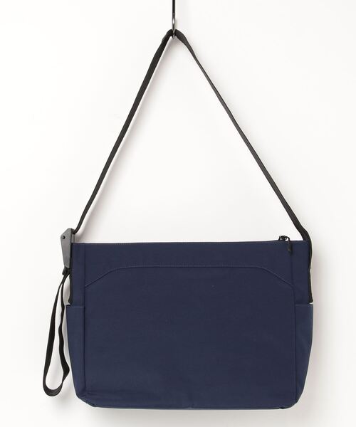 NOTIVE/CANTERA（ノーティブカンテラ）の「NOTIVE/CANTERA/別注 HELMET SHOULDER S（ショルダーバッグ・メンズ・グレー/ブラック/ネイビー・FREE）」の8枚目の写真