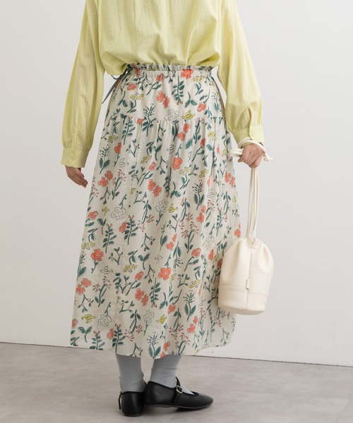 POU DOU DOU（プードゥドゥ）の「ボタニカルプリントギャザースカート（スカート・レディース・キナリ/ネイビー・3）」の7枚目の写真