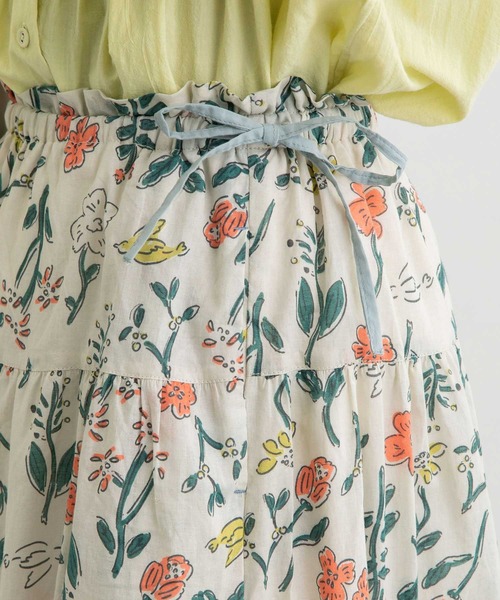 POU DOU DOU（プードゥドゥ）の「ボタニカルプリントギャザースカート（スカート・レディース・キナリ/ネイビー・3）」の13枚目の写真