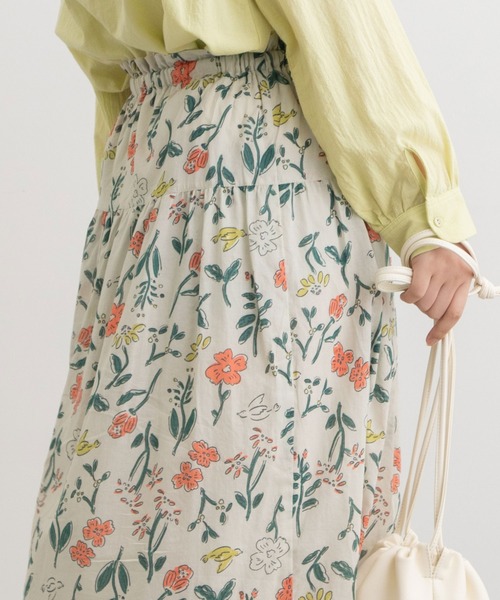 POU DOU DOU（プードゥドゥ）の「ボタニカルプリントギャザースカート（スカート・レディース・キナリ/ネイビー・3）」の19枚目の写真