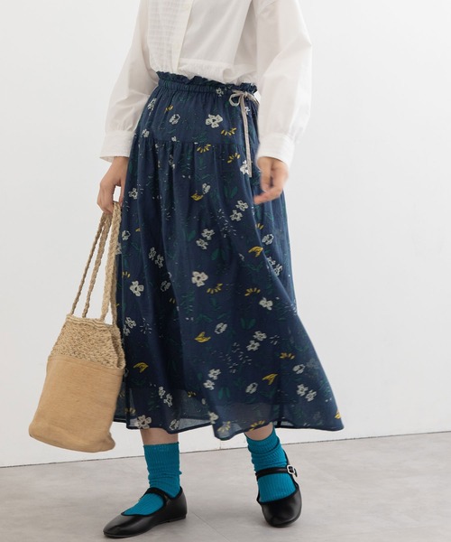 POU DOU DOU（プードゥドゥ）の「ボタニカルプリントギャザースカート（スカート・レディース・キナリ/ネイビー・3）」の16枚目の写真