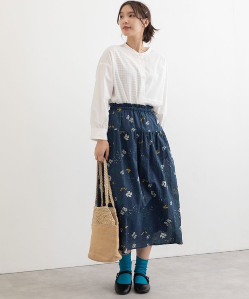 POU DOU DOU（プードゥドゥ）の「ボタニカルプリントギャザースカート（スカート・レディース・キナリ/ネイビー・3）」の11枚目の写真