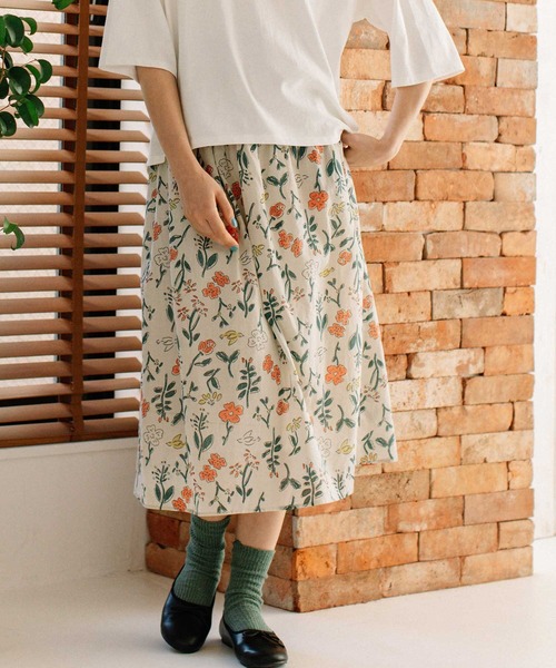 POU DOU DOU（プードゥドゥ）の「ボタニカルプリントギャザースカート（スカート・レディース・キナリ/ネイビー・3）」の9枚目の写真