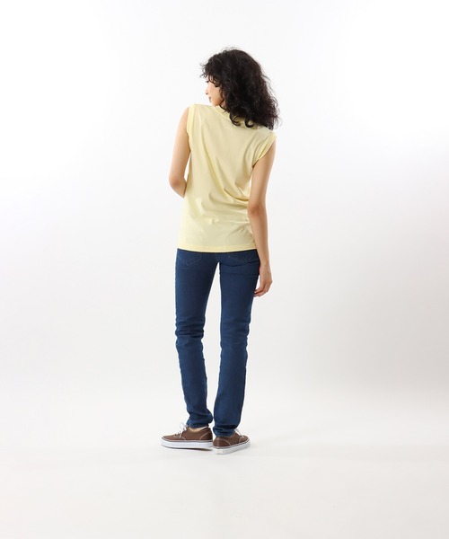 HANES(ヘインズ)の「【Hanes/ヘインズ】レディース ジャパンフィットフォーハー【2枚組】スリーブレスTシャツ 5.3oz(Tシャツ/カットソー・レディース・ホワイト×イエロー・MEDIUM/LARGE)」の10枚目の写真