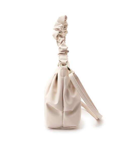 SHOO・LA・RUE（シューラルー）の「◆【2WAY】ギャザーショルダー（ショルダーバッグ・レディース・アイボリー/ブラック/ダークグリーン・00）」の9枚目の写真