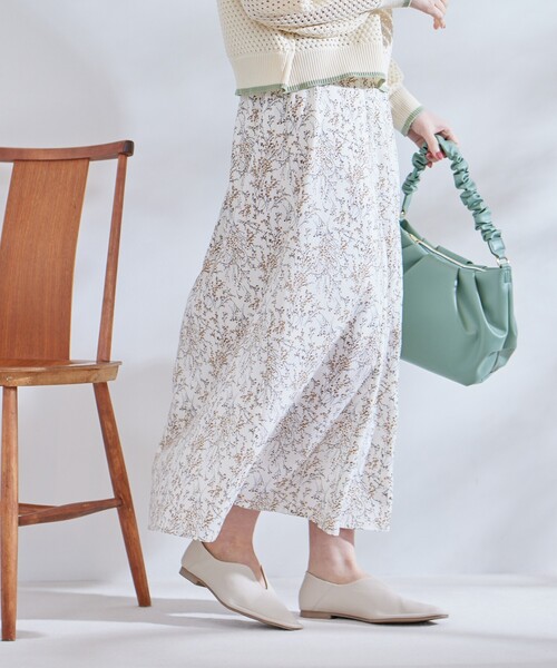 SHOO・LA・RUE（シューラルー）の「◆【2WAY】ギャザーショルダー（ショルダーバッグ・レディース・アイボリー/ブラック/ダークグリーン・00）」の18枚目の写真