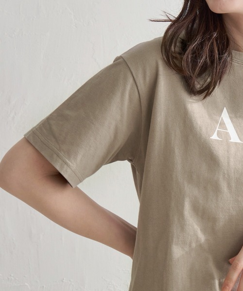 LBC（エルビーシー）の「レターロゴＴ（Tシャツ/カットソー・レディース・ベージュ/ホワイト/チャコールグレー・M/L）」の14枚目の写真