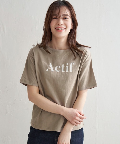 LBC（エルビーシー）の「レターロゴＴ（Tシャツ/カットソー・レディース・ベージュ/ホワイト/チャコールグレー・M/L）」の10枚目の写真