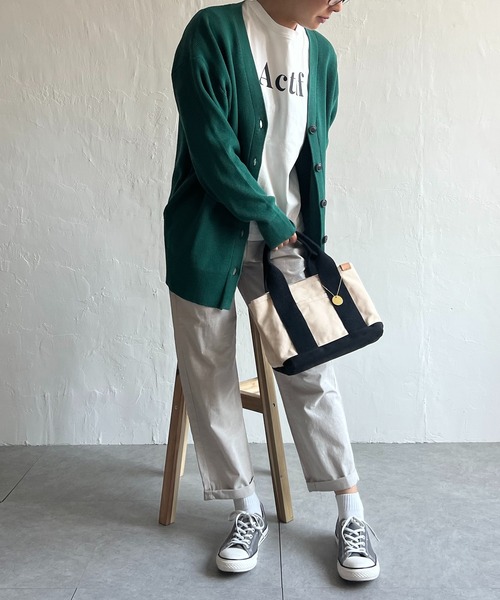 LBC（エルビーシー）の「レターロゴＴ（Tシャツ/カットソー・レディース・ベージュ/ホワイト/チャコールグレー・M/L）」の16枚目の写真