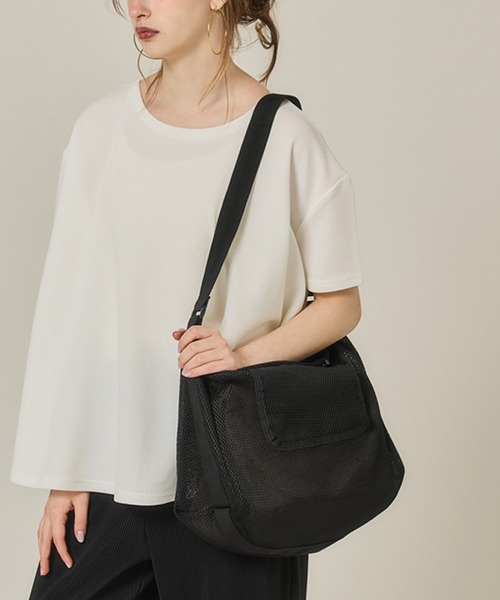 coca(coca)(コカ)の「メッシュジム・ショルダーバック(ショルダーバッグ・レディース・ブラック・ONE SIZE)」の6枚目の写真