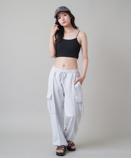 SPINNS（スピンズ）の「ピンタック入り 裏毛カーゴパンツ（カーゴパンツ・レディース・カーキ/オフホワイト/スミクロ/ブラック/オートミール・ONESIZE）」の11枚目の写真