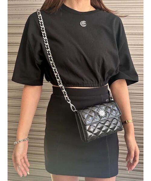 EVRIS（エヴリス）の「ワンポイントクロップドTシャツ（Tシャツ/カットソー・レディース・ブラック/パープル/ホワイト・FREE）」の3枚目の写真