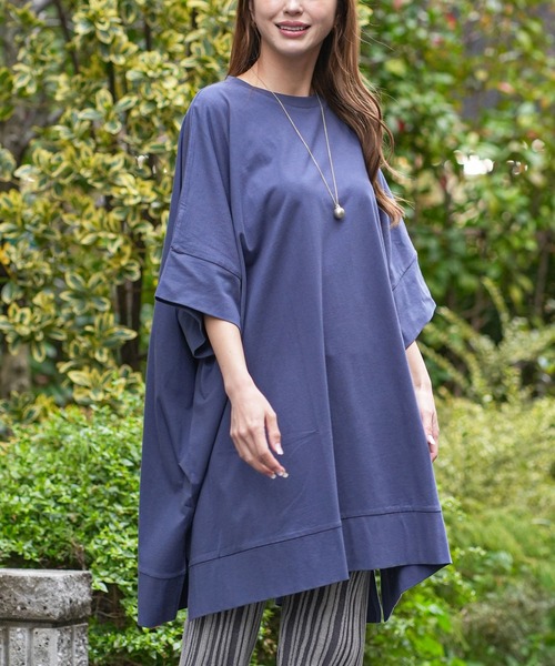 mili an deni(ミリアンデニ)の「マント型チュニックTシャツ(Tシャツ/カットソー・レディース・ブラック/アッシュグレー/カーキ/オフホワイト/チャコールグレー/ネイビー/ベージュ/オリーブ/ダークブルー/ブルー・L/M)」の8枚目の写真