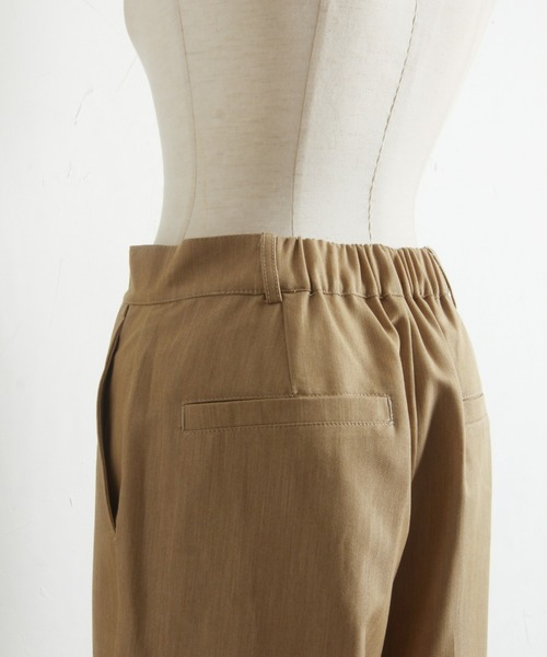 &. NOSTALGIA（アンドドットノスタルジア）の「ヘムスリットストレートパンツ（その他パンツ・レディース・ベージュ/ピンク・SMALL/MEDIUM）」の5枚目の写真