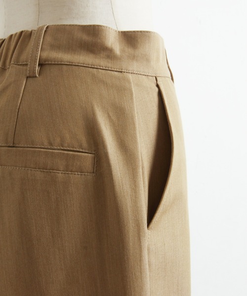 &. NOSTALGIA（アンドドットノスタルジア）の「ヘムスリットストレートパンツ（その他パンツ・レディース・ベージュ/ピンク・SMALL/MEDIUM）」の8枚目の写真