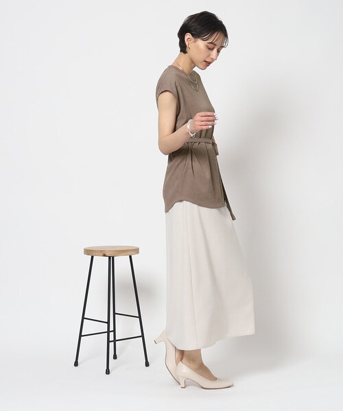 Cutie Blonde（キューティーブロンド）の「◆【セットアップ可】さらっと軽やか ウエストリボントップス（Tシャツ/カットソー・レディース・ブルー/ブラウン系その他/ブラック・01/02/03）」の4枚目の写真