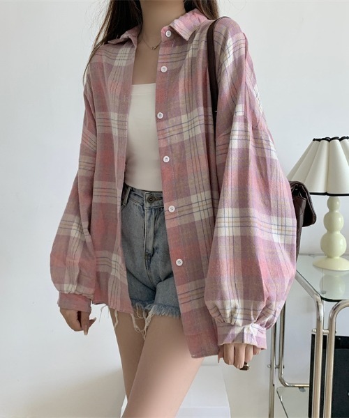 FREE STYLISTS(フリー スタイリスト)の「YUGA_YGMC ボリュームスリーブ チェック柄シャツブラウス(シャツ/ブラウス・レディース・イエロー/グリーン/ブルー/ブラック/ベビーピンク・FREE)」の5枚目の写真