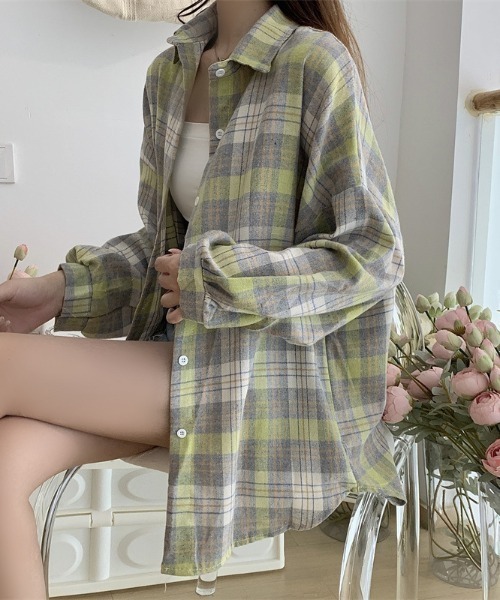 FREE STYLISTS(フリー スタイリスト)の「YUGA_YGMC ボリュームスリーブ チェック柄シャツブラウス(シャツ/ブラウス・レディース・イエロー/グリーン/ブルー/ブラック/ベビーピンク・FREE)」の6枚目の写真