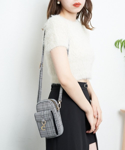 Chico(チコ)の「お財布付きショルダーバッグ(ショルダーバッグ・レディース・ブラック系その他2/ライトベージュ/ブラック/シルバー・FREE)」の20枚目の写真