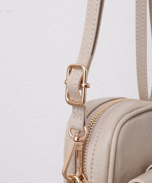 Chico(チコ)の「お財布付きショルダーバッグ(ショルダーバッグ・レディース・ブラック系その他2/ライトベージュ/ブラック/シルバー・FREE)」の11枚目の写真