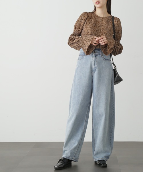 FREE'S MART（フリーズマート）の「◆ギャザースリーブブラウス（シャツ/ブラウス・レディース・ベージュ系その他/ホワイト系その他/ネイビー・FREE）」の6枚目の写真