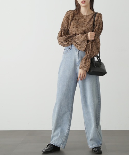 FREE'S MART（フリーズマート）の「◆ギャザースリーブブラウス（シャツ/ブラウス・レディース・ベージュ系その他/ホワイト系その他/ネイビー・FREE）」の8枚目の写真