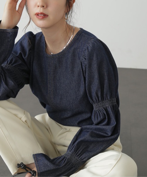 FREE'S MART（フリーズマート）の「◆ギャザースリーブブラウス（シャツ/ブラウス・レディース・ベージュ系その他/ホワイト系その他/ネイビー・FREE）」の9枚目の写真