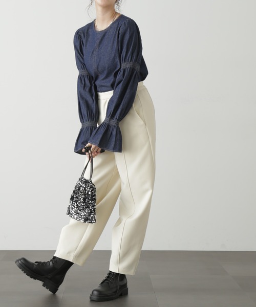 FREE'S MART（フリーズマート）の「◆ギャザースリーブブラウス（シャツ/ブラウス・レディース・ベージュ系その他/ホワイト系その他/ネイビー・FREE）」の13枚目の写真