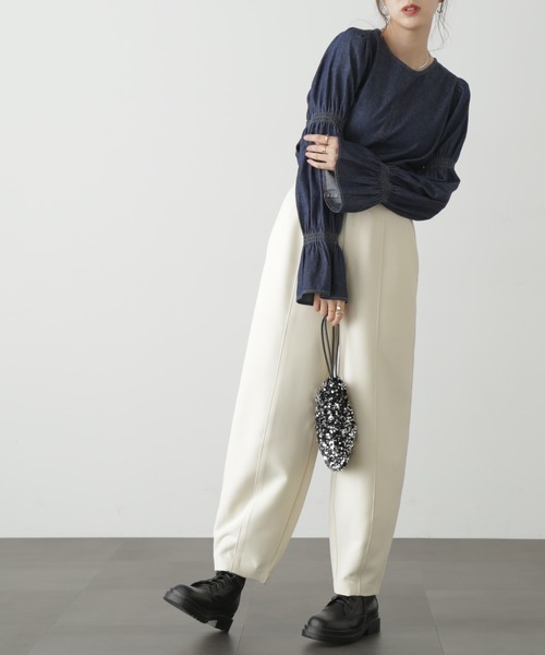 FREE'S MART（フリーズマート）の「◆ギャザースリーブブラウス（シャツ/ブラウス・レディース・ベージュ系その他/ホワイト系その他/ネイビー・FREE）」の14枚目の写真