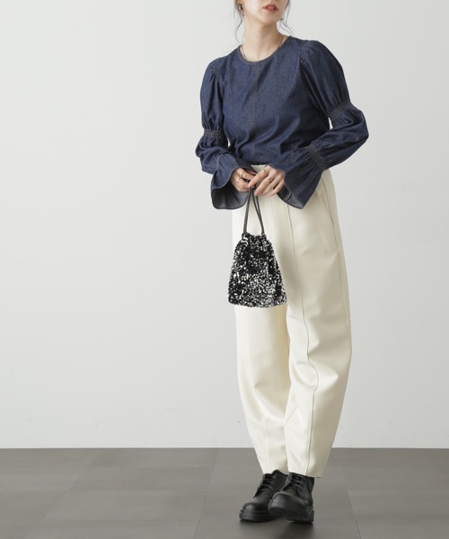 FREE'S MART（フリーズマート）の「◆ギャザースリーブブラウス（シャツ/ブラウス・レディース・ベージュ系その他/ホワイト系その他/ネイビー・FREE）」の15枚目の写真