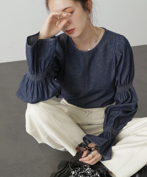 FREE'S MART（フリーズマート）の「◆ギャザースリーブブラウス（シャツ/ブラウス・レディース・ベージュ系その他/ホワイト系その他/ネイビー・FREE）」の10枚目の写真