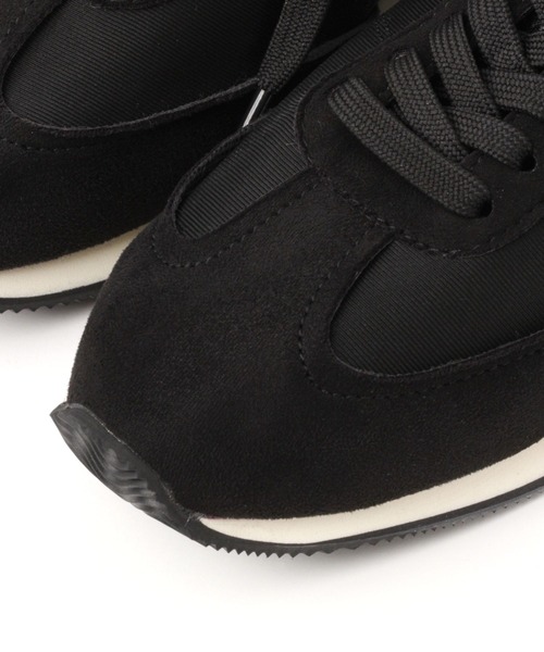 GLOBAL WORK（グローバルワーク）の「エアかるクラシックスニーカー/一部店舗限定/966005（スニーカー・レディース・ベージュ/ブラック・LARGE/MEDIUM）」の7枚目の写真