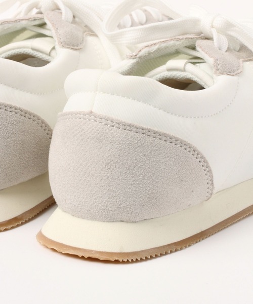 GLOBAL WORK（グローバルワーク）の「エアかるクラシックスニーカー/一部店舗限定/966005（スニーカー・レディース・ベージュ/ブラック・LARGE/MEDIUM）」の12枚目の写真