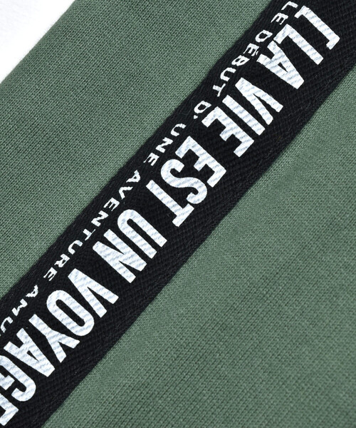 BeBe（ベベ）の「フロッキープリントロゴTシャツ(80~150cm)（Tシャツ/カットソー・キッズ・オフホワイト/グリーン・110cm/130cm/120cm/90cm/100cm/150cm/140cm）」の19枚目の写真