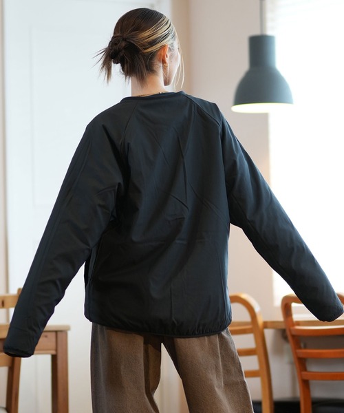 Columbia（コロンビア）の「columbia/コロンビア SEATTLE MOUNTAIN II JACKET ジャケット リバーシブル オープンカラー ルーズシルエット AE5693（ノーカラーコート・レディース・ホワイト×ブラック/マルチ/ブラック/ベージュ系その他・S/M/L）」の11枚目の写真