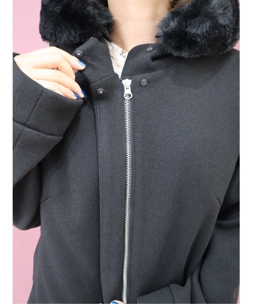 CECIL McBEE（セシルマクビー）の「バックリボンフーディーコート