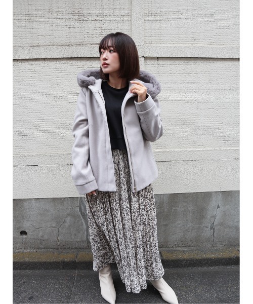 CECIL McBEE（セシルマクビー）の「バックリボンフーディーコート 
