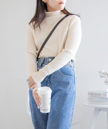 リブニット タートル」に該当するTシャツ/カットソー