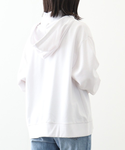 atONE（アットワン）の「atONE ハイネックリブ裏毛パーカー（パーカー・レディース・ホワイト/ブラック/オートミール・4L～5L/LL～3L/M～Ｌ）」の6枚目の写真