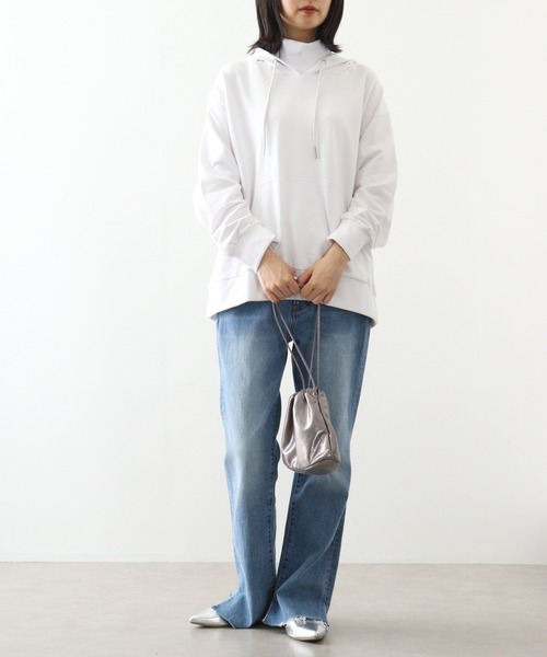 atONE（アットワン）の「atONE ハイネックリブ裏毛パーカー（パーカー・レディース・ホワイト/ブラック/オートミール・4L～5L/LL～3L/M～Ｌ）」の7枚目の写真