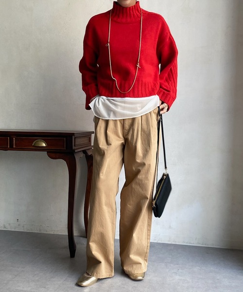 DouDou(ドゥドゥ)の「【WEB限定】ハイネックショートプルオーバー(ニット/セーター・レディース・アイボリー/キャメル/レッド/ブラック・FREE)」の9枚目の写真