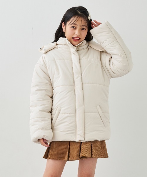 by LOVEiT（バイラビット）の「ロゴ中綿パデットコート（ダウンジャケット/コート・キッズ・ブラック/ベージュ・160cm/150cm/140cm/130cm/120cm）」の19枚目の写真