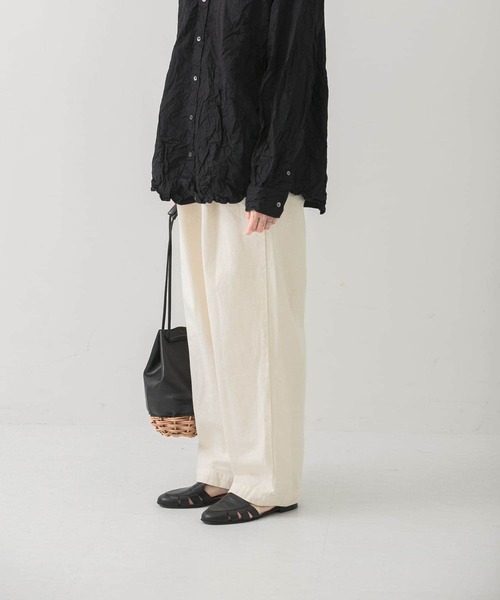 かぐれ（カグレ）の「コットンデニムイージーパンツ（デニム